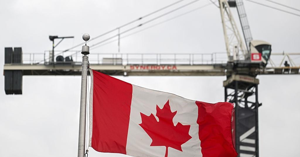 Canadá impone aranceles de hasta 50% a productos de EE.UU. en escalada comercial