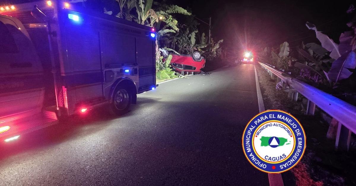 Conductor de entre 75 y 80 años muere tras volcarse su Jeep en Caguas