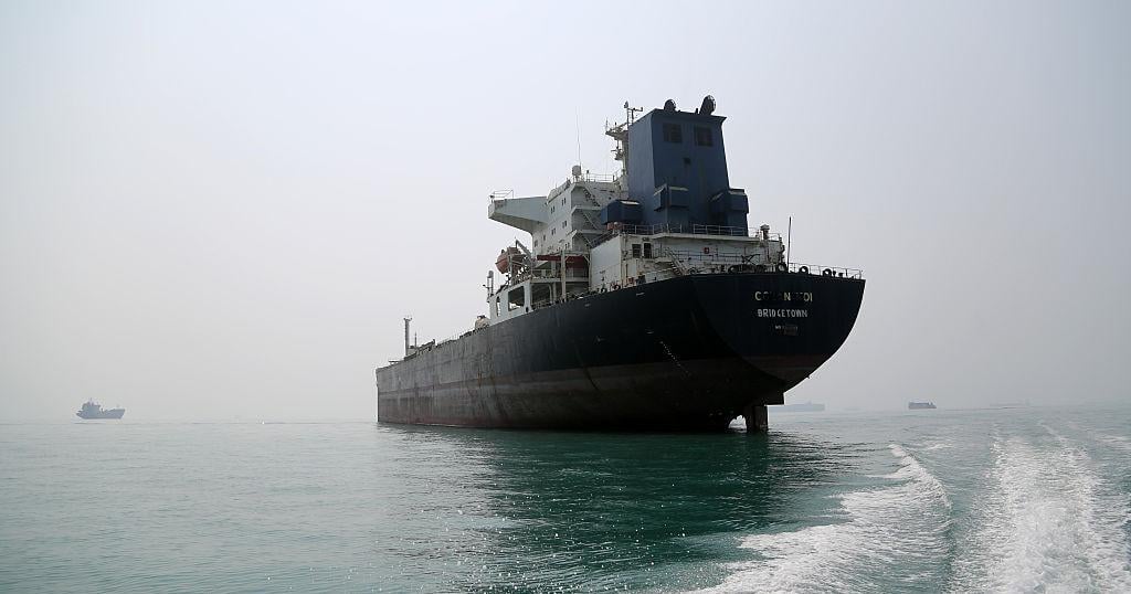 Nuevo ataque hutí paraliza el oleoducto Este-Oeste de Arabia Saudita