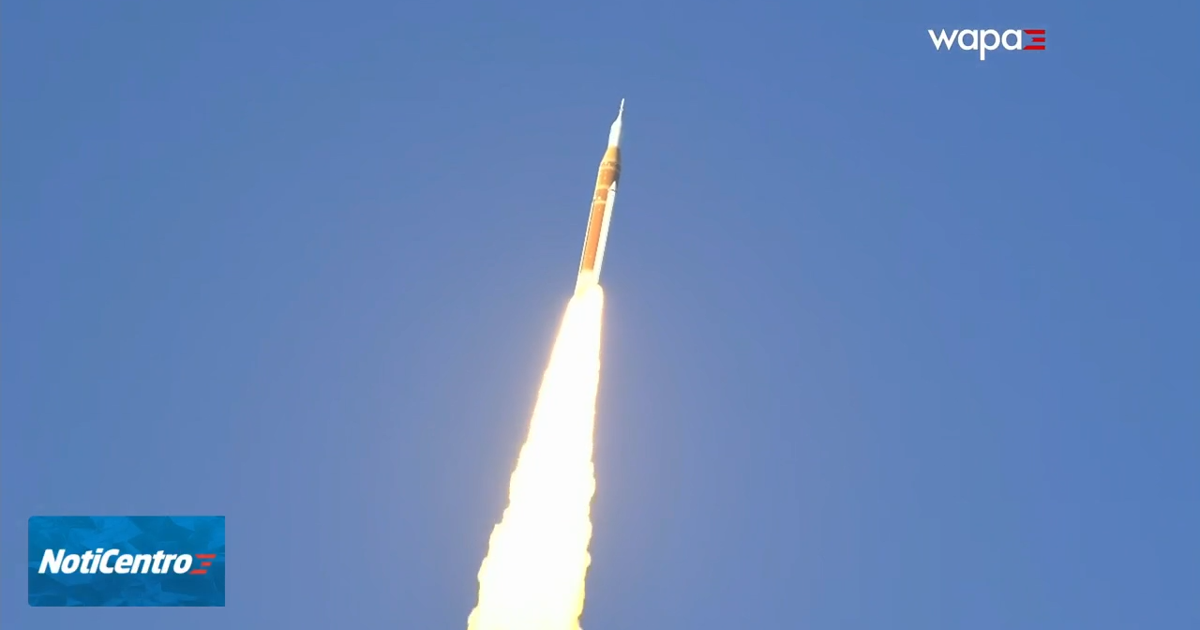 Despega la misión tripulada Artemis II de la NASA hacia la órbita lunar