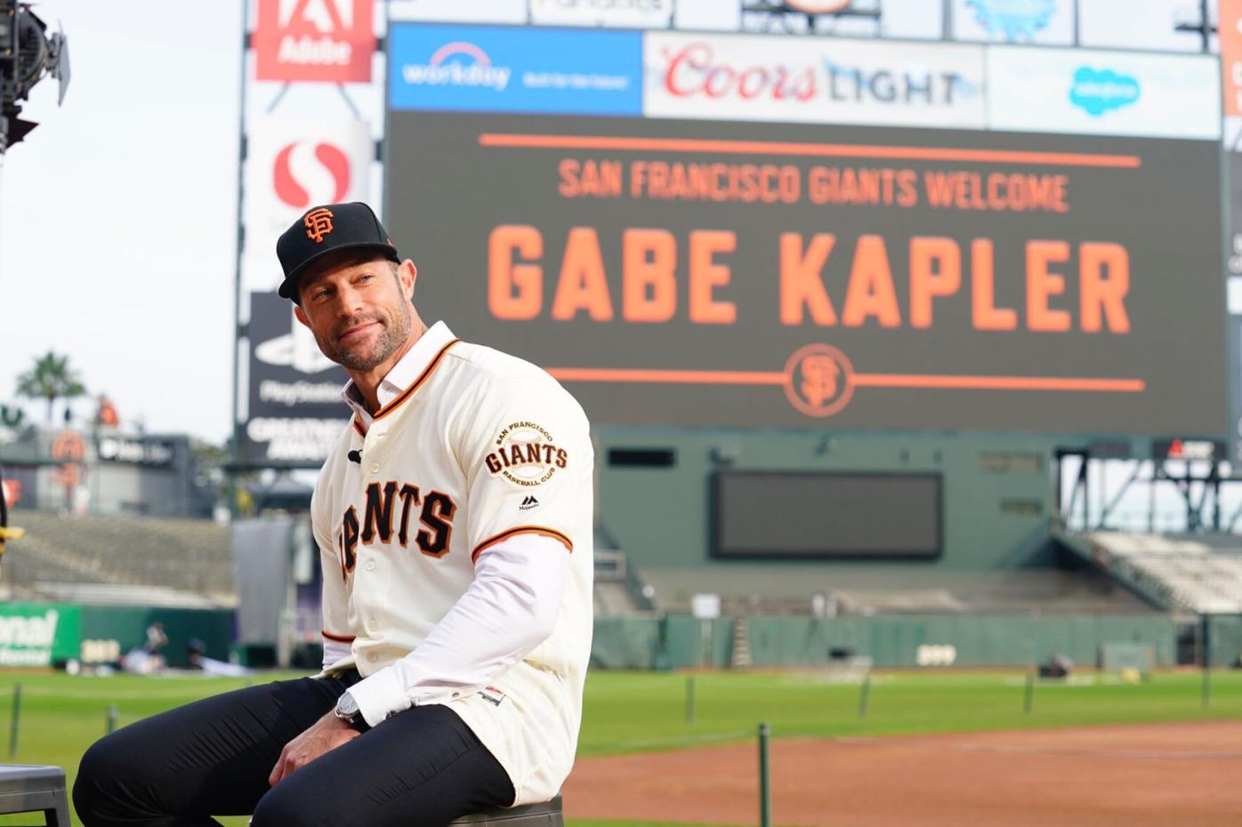 Gigantes de San Francisco presentan a Kapler como su nuevo dirigente