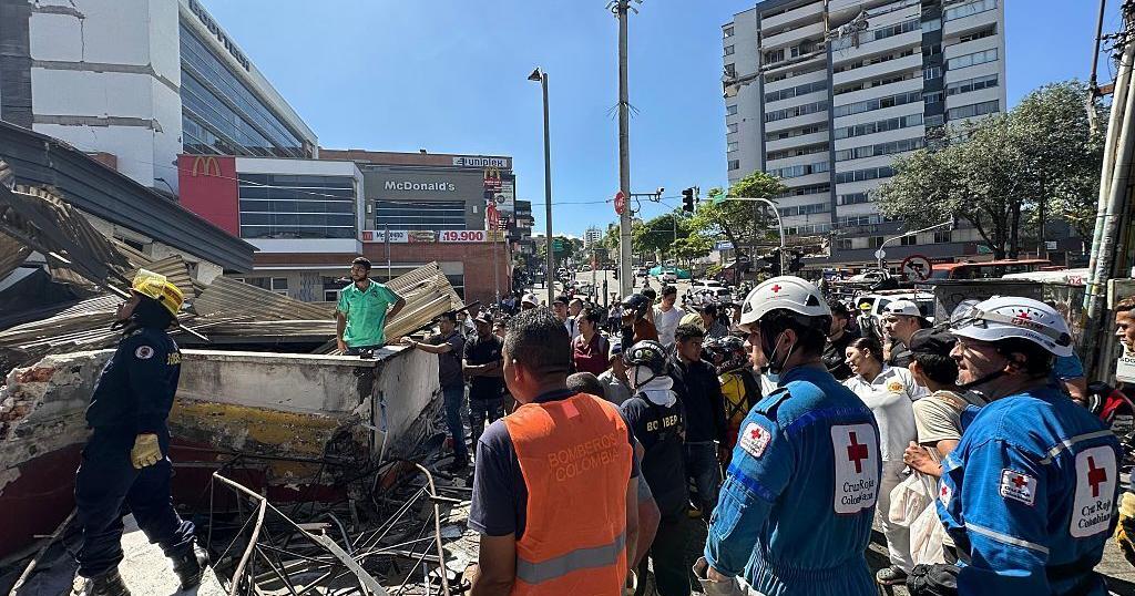 Terremoto de magnitud 7.4 en Colombia deja más de 100 muertos y 500 heridos