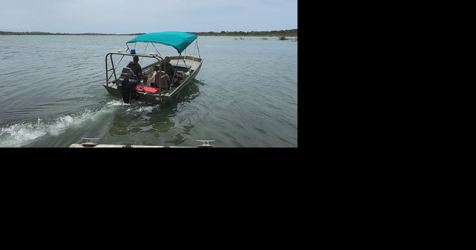 Buscan en laguna Tortuguero a tres jóvenes desaparecidos hace casi dos semanas