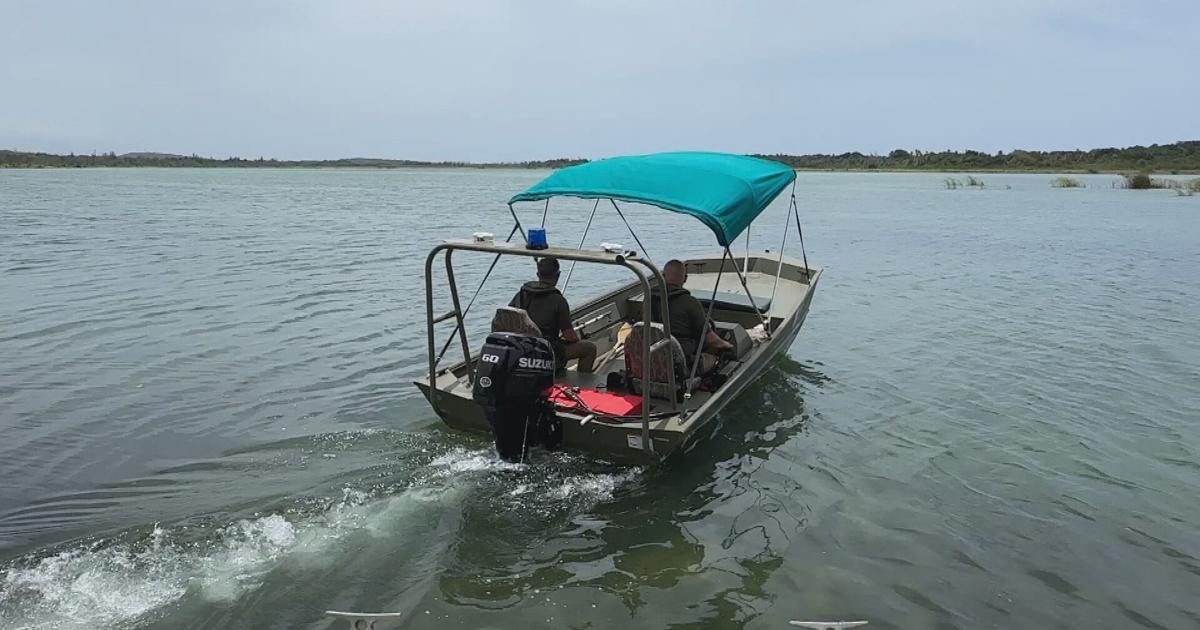 Buscan en laguna Tortuguero a tres jóvenes desaparecidos hace casi dos semanas