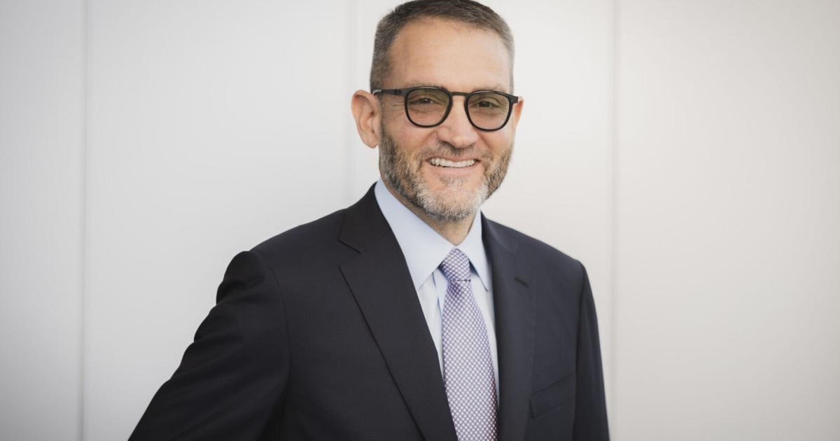 Víctor Gómez III recupera control total de Gómez Hermanos tras comprar participación de Paulson