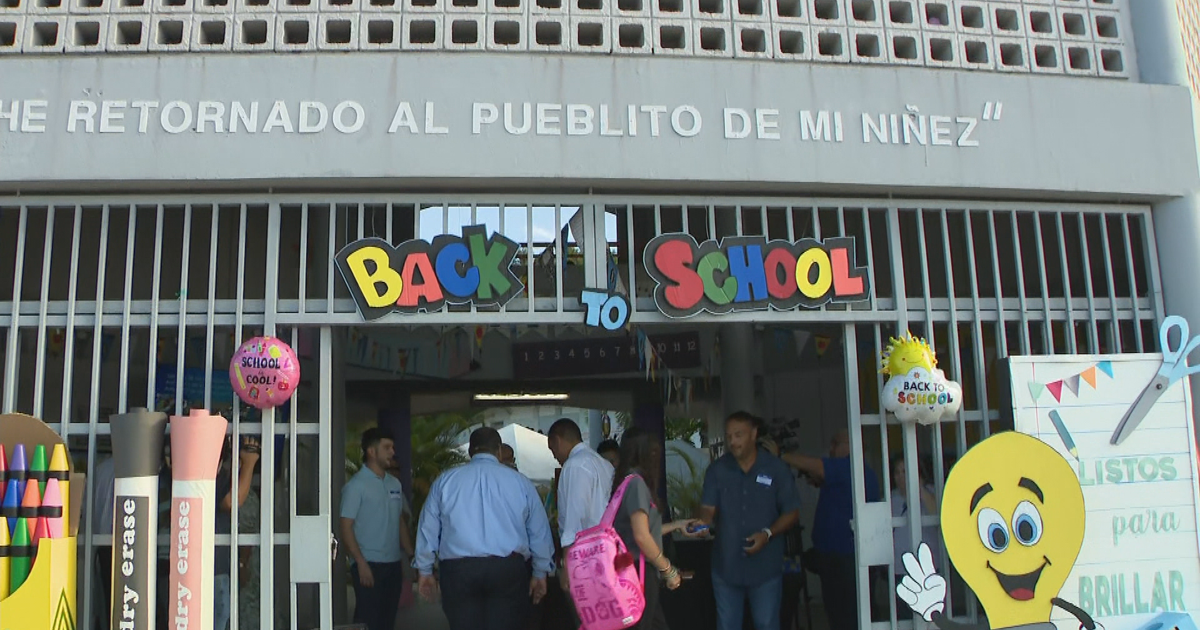 Educación abre año escolar 2026-2027 con 223,334 alumnos y 195 escuelas afectadas por racionamiento de agua