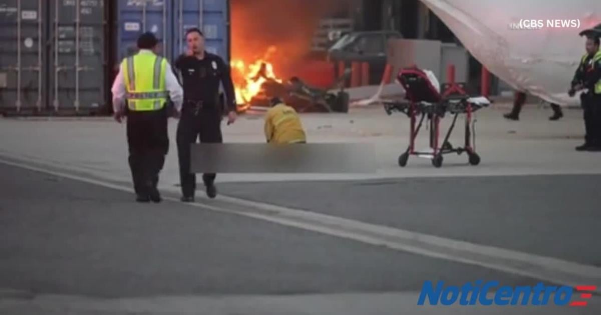 Helicóptero de cadena televisiva se estrella en Los Ángeles y deja al menos tres muertos