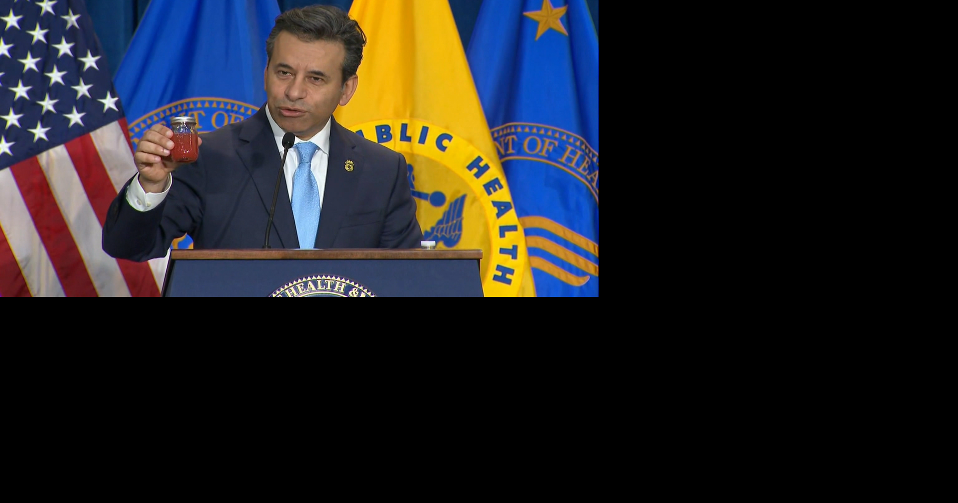 Renuncia director de la FDA, señalado por farmacéuticas, cabilderos y activistas