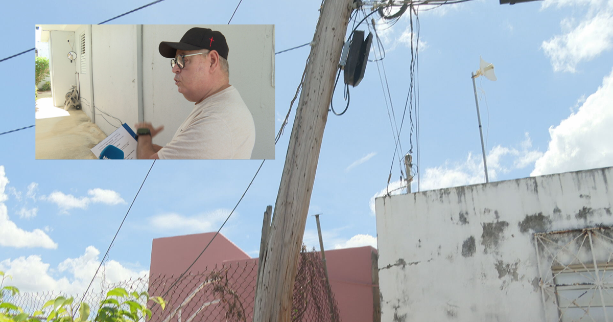 Jubilado de San Juan espera cuatro años que AEE repare poste a punto de caerse en su patio