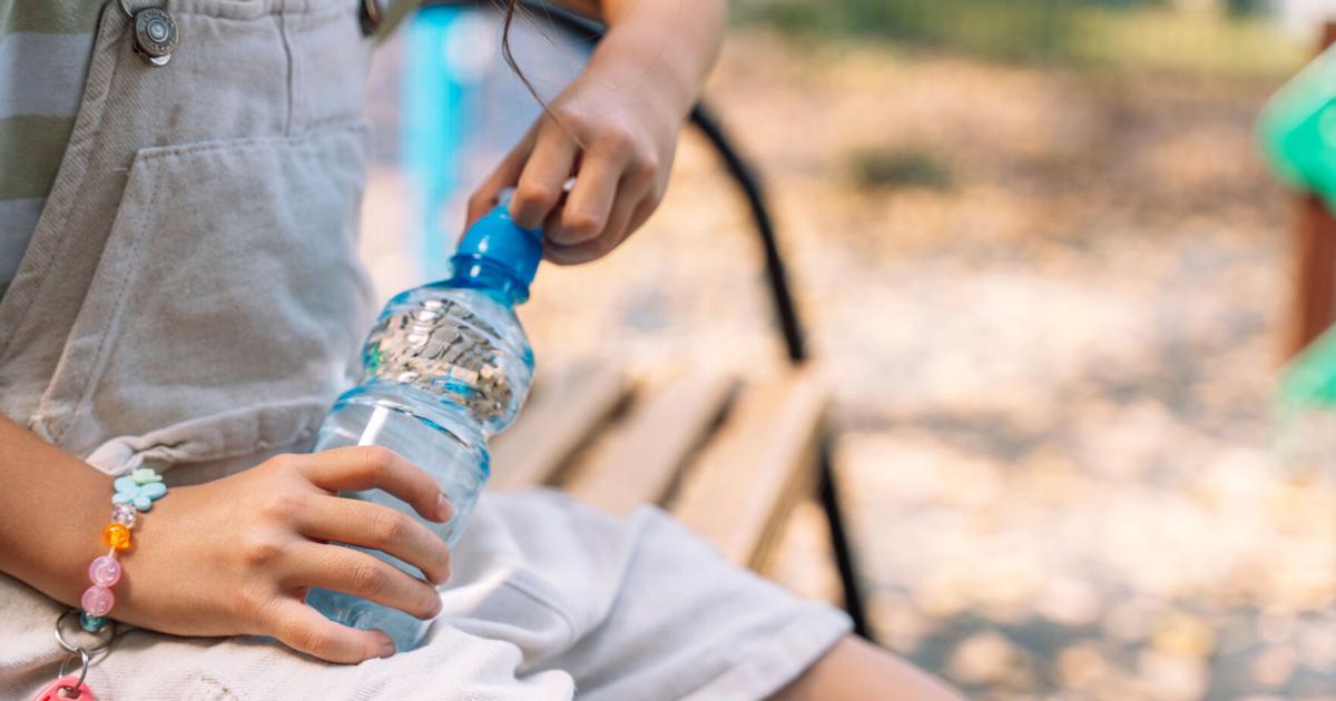 Ola de calor obliga a reforzar la hidratación en los niños