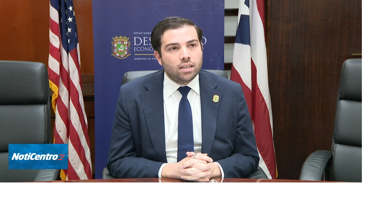 Ex secretario del DDEC querella a Domenech ante el FEI por favoritismo en contrato publicitario