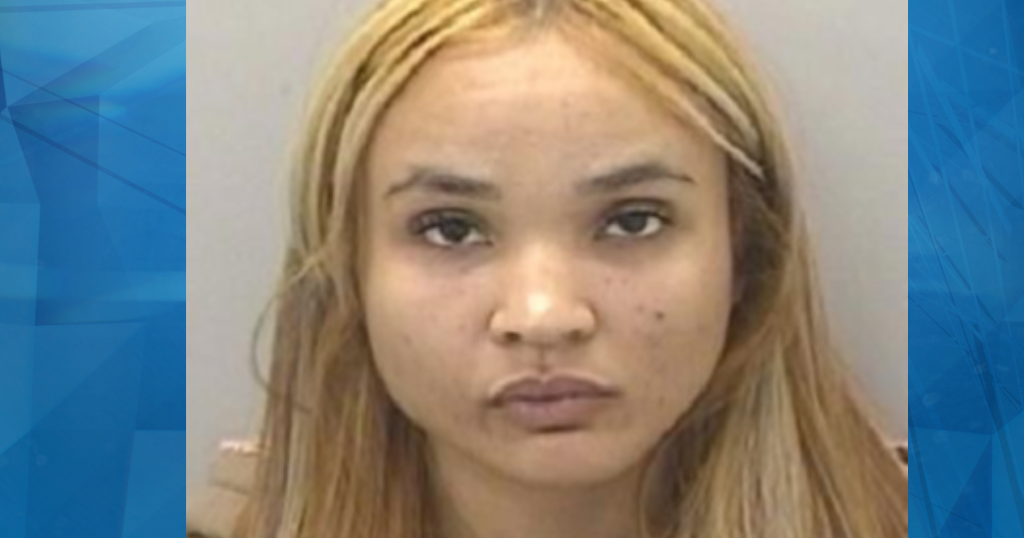 Mujer enfrenta cargos por apropiación ilegal de vehículo rentado en San Juan