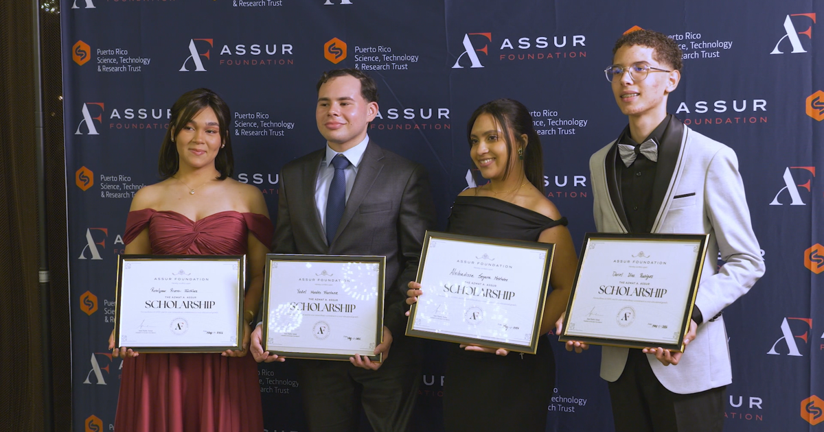 Cuatro estudiantes boricuas reciben beca de $20 mil para sus estudios universitarios