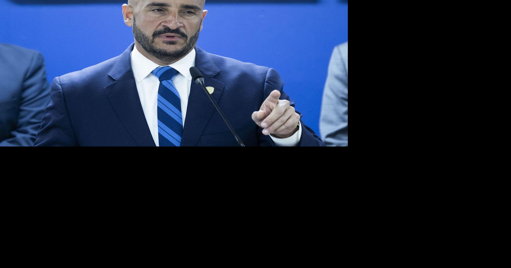 Decepcionado TRS con jefe Policía por alegado ascenso a policía amonestado