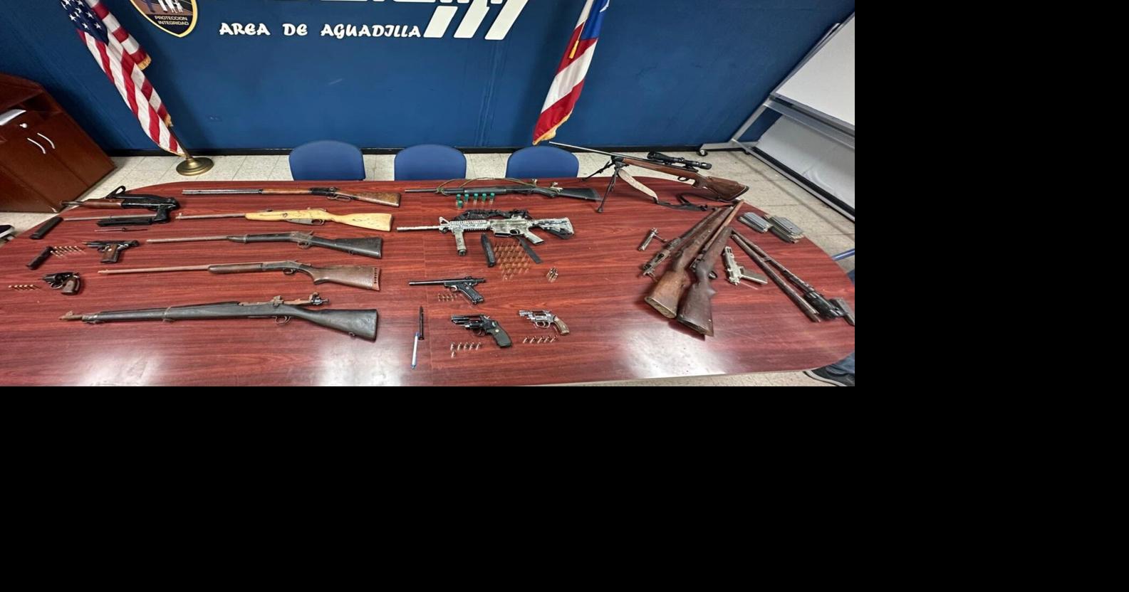 Arrestan hombre en Aguadilla con 18 armas y más de 14,000 municiones en su residencia