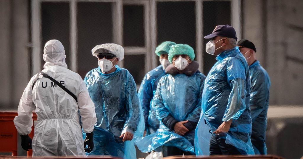 Estadounidenses de barco afectado por hantavirus no estarán necesariamente en cuarentena