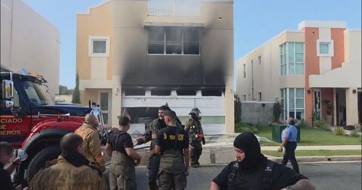 Hallan hombre baleado en la cabeza dentro de residencia en llamas en Bayamón