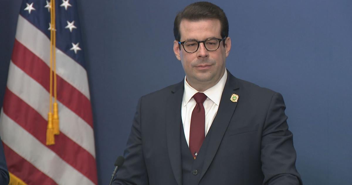 Francisco Domenech renuncia como secretario de la Gobernación bajo investigación del PFEI