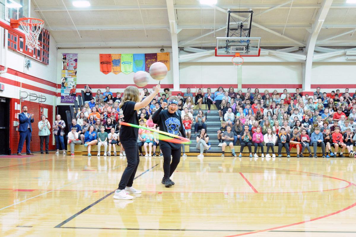 Wapak Middle School Treated to Guest Speaker News