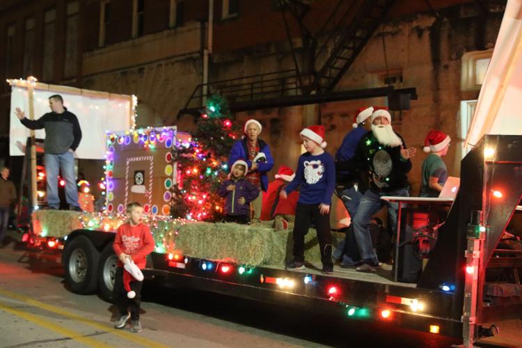Waxahachie Christmas Parade 2022 Winners Christmas Parade Photo Album 6 | | Waxahachiesun.com