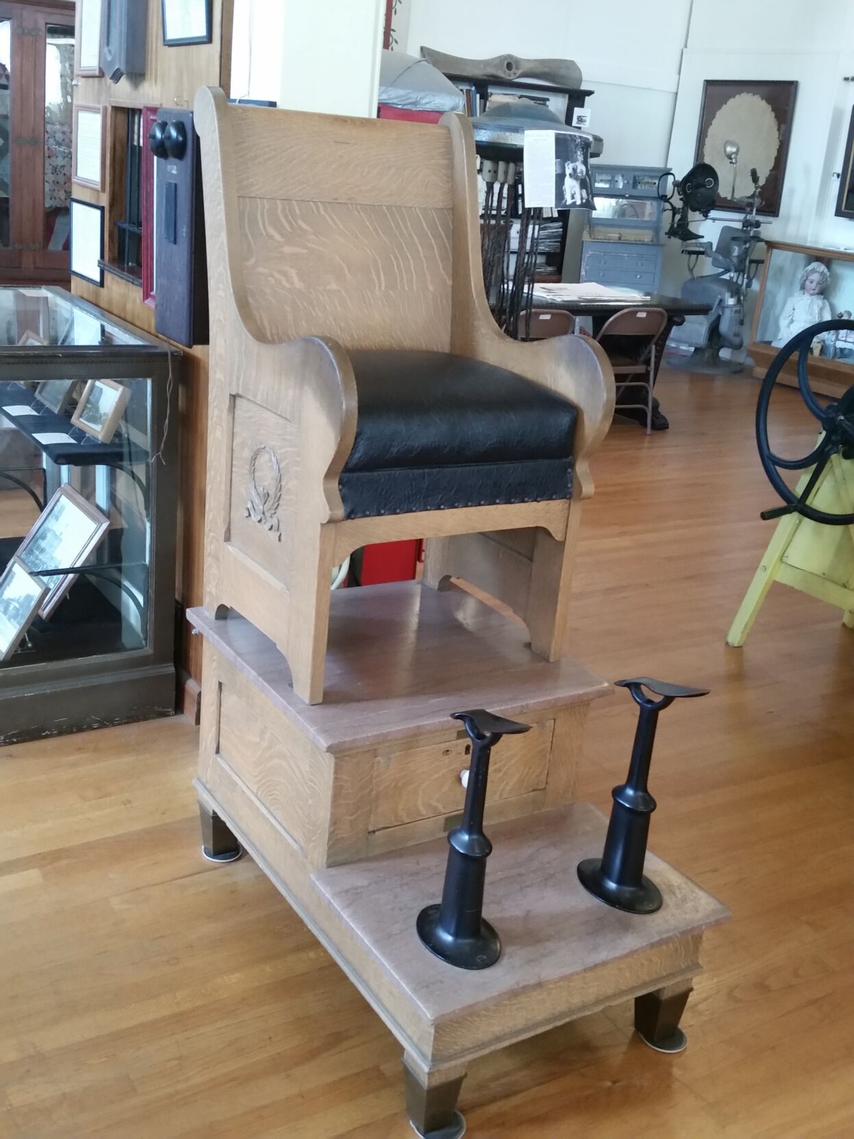 koken shoe shine chair