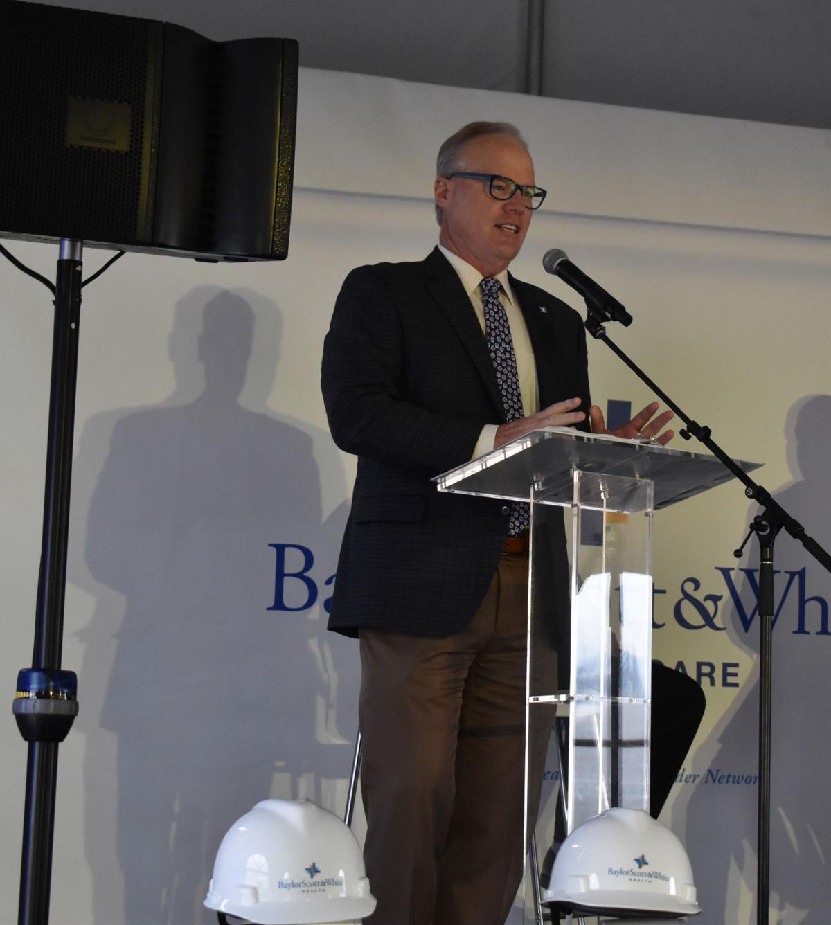 Bs W Primary Care Clinic Breaks Ground Business Waxahachiesun Com