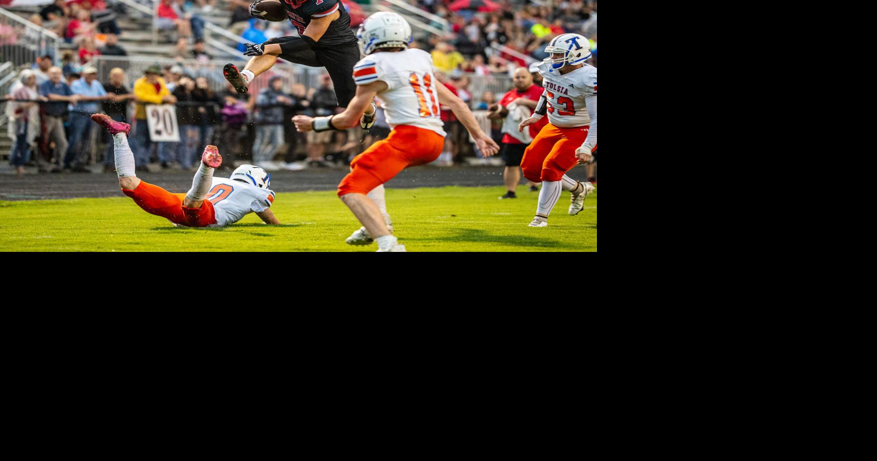 Wayne wins big against Tolsia in opener 41-0 | Sports | waynecountynews.com
