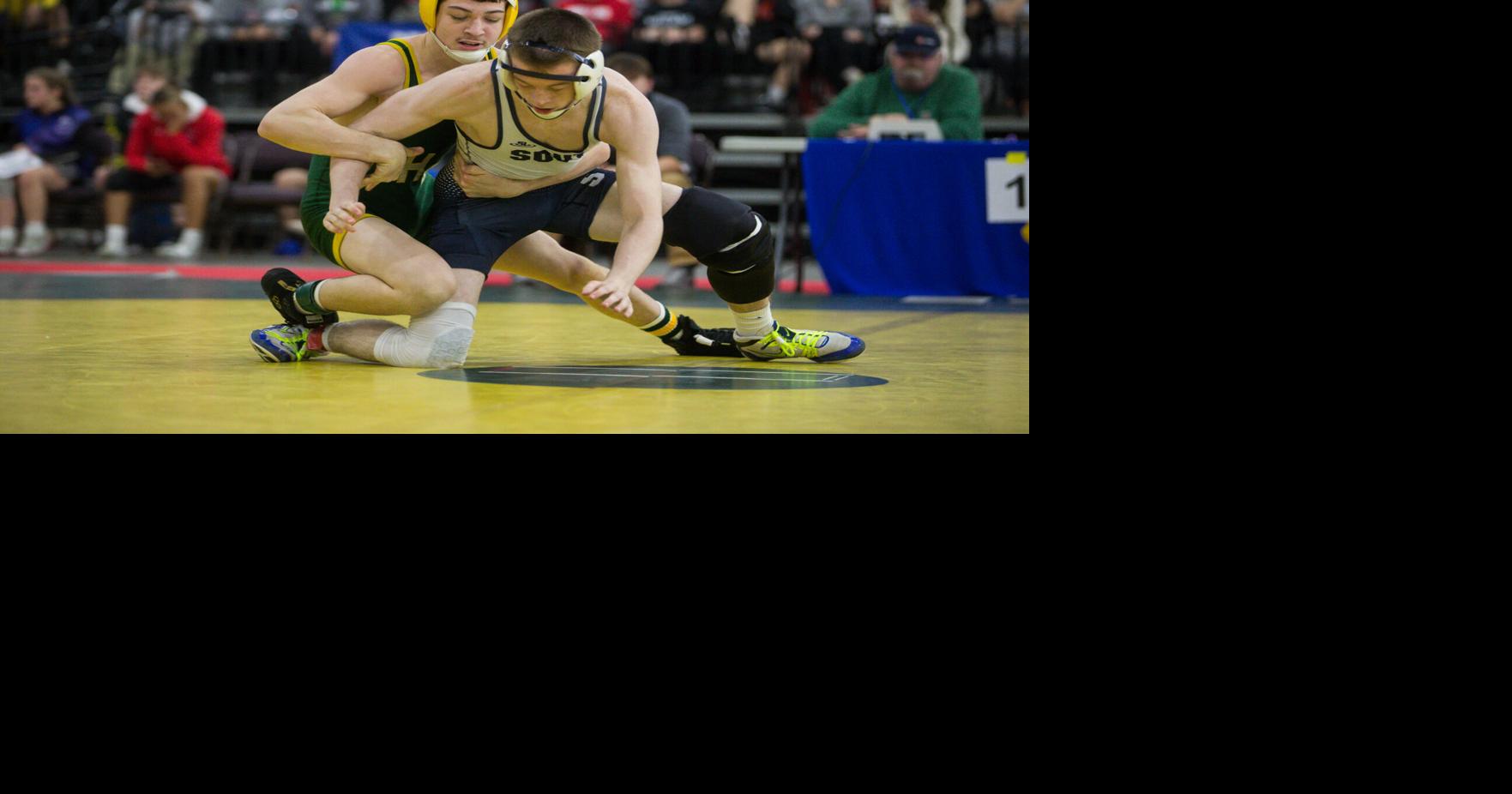 WVSSAC state wrestling: Highlanders' Riggs claims crown in hometown ...