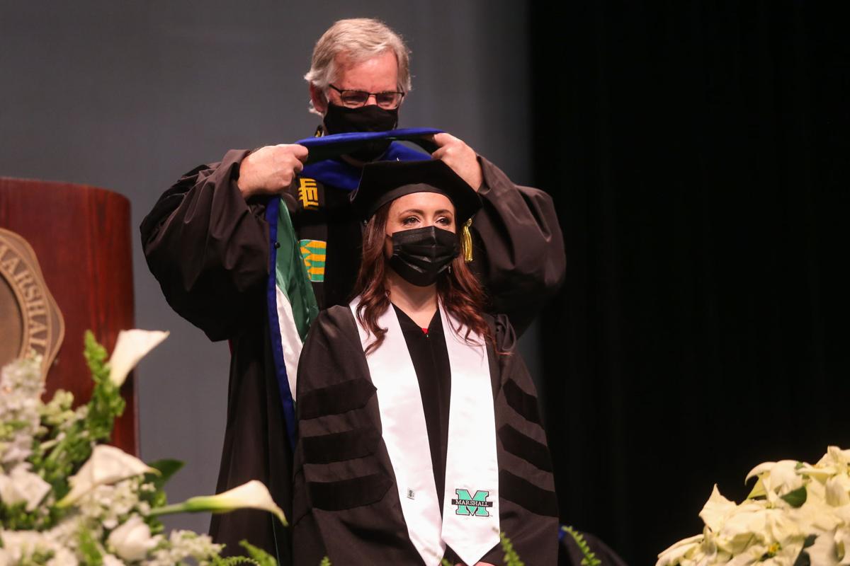 20211212_hd_commencement