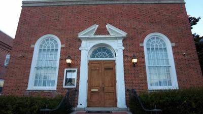 Cambridge Mayors Curfew Forum Brings Crowd Of Some Against A Juvenile Curfew