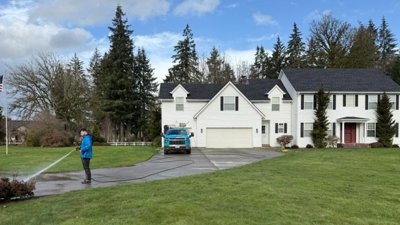 Reminder for Portland & Vancouver Homeowners - Summer Is Time for Roof Cleaning
