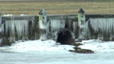 Cambridge Residents Endure Cold, Brace for This Weekend's Snow Storm
