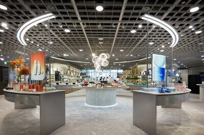 Amorepacific Opens Flagship Store AMORE YONGSAN