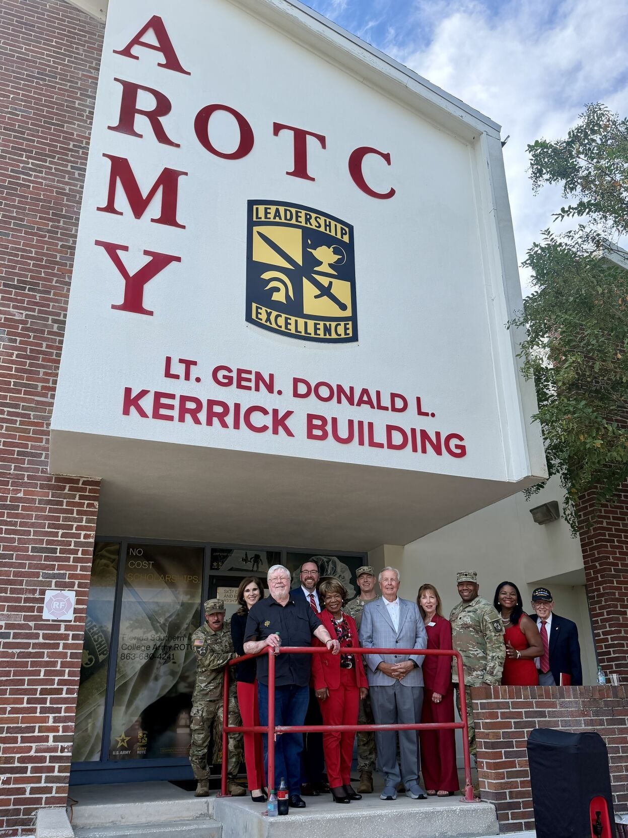 FLORIDA SOUTHERN COLLEGE HONORS DISTINGUISHED ALUMNUS LT. GEN. DONALD L. KERRICK WITH ROTC BUILDING DEDICATION AND STATEWIDE RAIDER COMPETITION