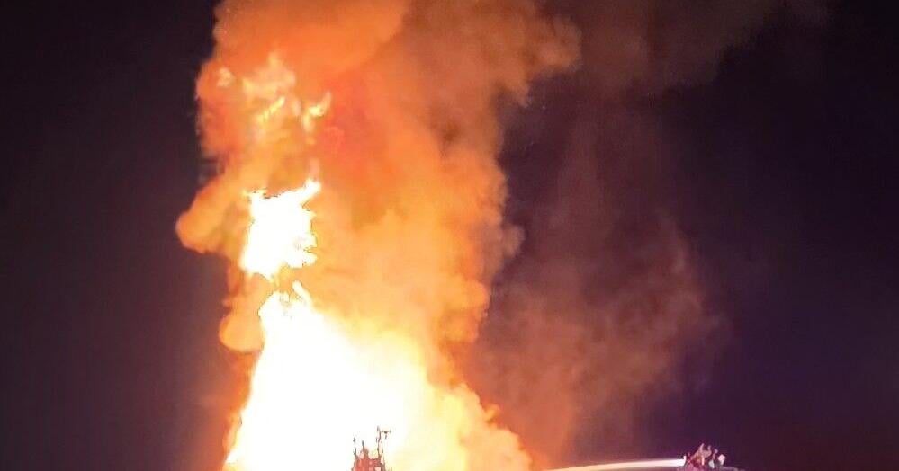 Crews respond to early morning Millsboro fire