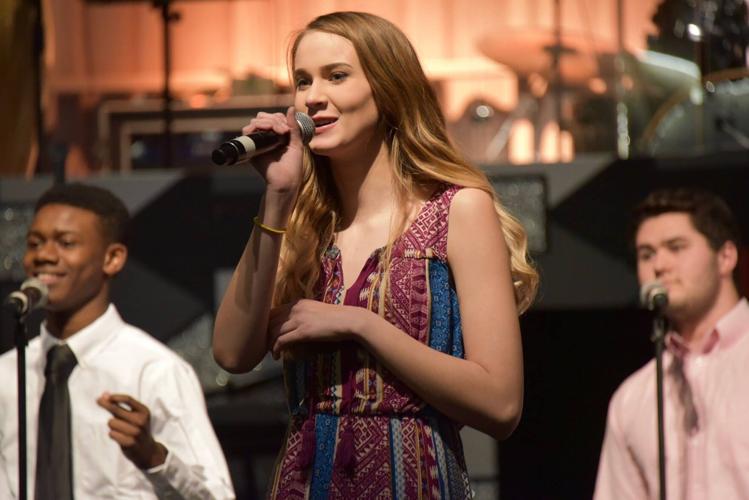 12593684_1720748338194672_693545021855008760_o