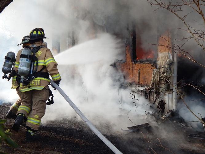 Mobile Home Fire Kills 3 Pets in Angola Beach