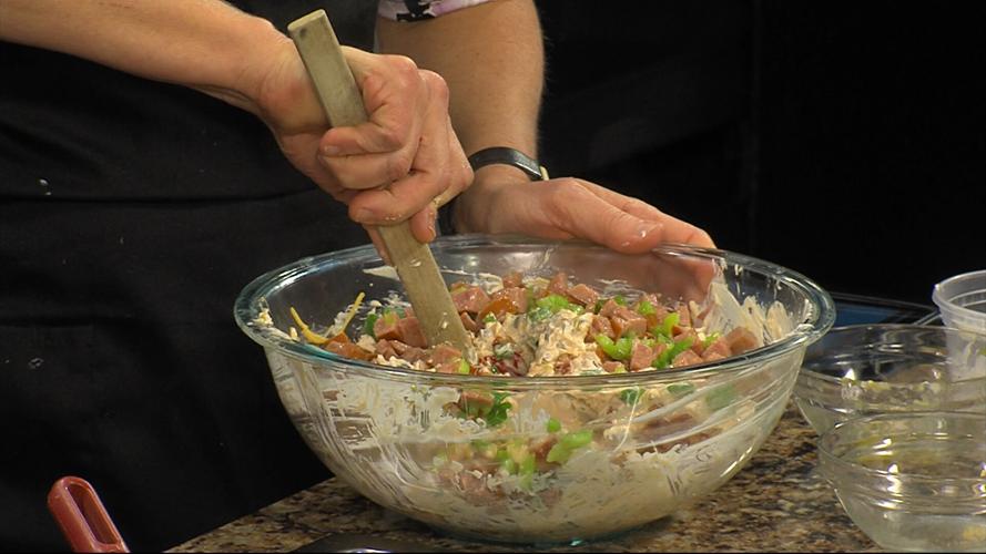 DVL1229D.00_05_42_11.Still002