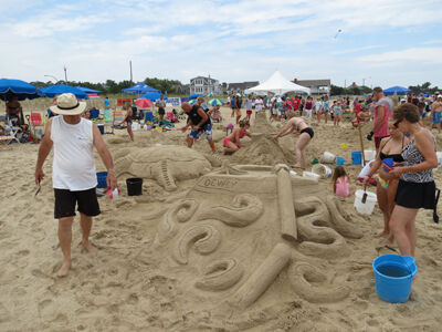 36th Annual Sandcastle Contest (Photo: Beach-fun.com)