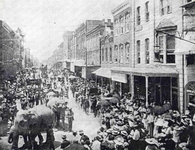Circus Day in Salisbury 1908 from Main Street Salisbury Slide Show