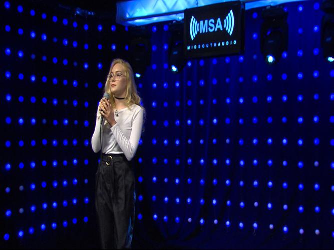 DVL1255EE.mxf_.00_12_15_09.Still001