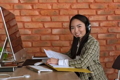 Benefits Of Offshore Virtual Assistants: Cost Savings & Specialized Expertise