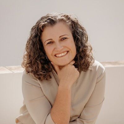 New Audiobook Encourages Entrepreneurs to Stop Chasing Algorithms and Start Building Authentic Connection by Elaine Martini