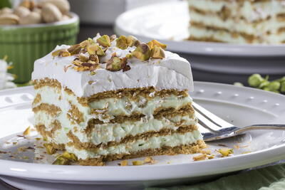 Layer-Pistachio-Squares_ArticleImage-CategoryPage_ID-2629617