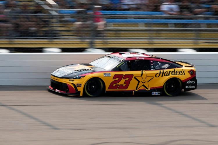 NASCAR Iowa Auto Racing