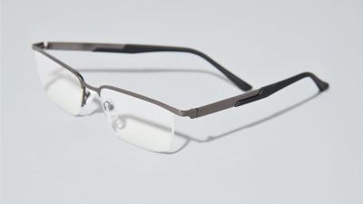 Need readers? New tech-eyewear collaboration makes fashion functional