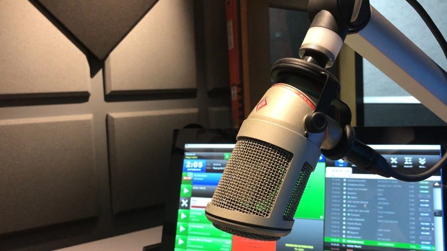 Radio Stations Starting Christmas Music