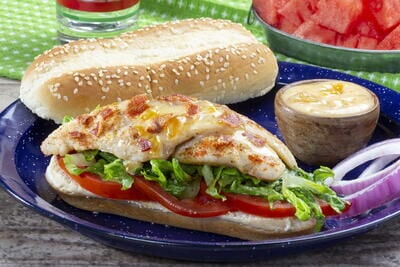 Peachy-Good-Catfish-Sandwich_Large400_ID-4439120