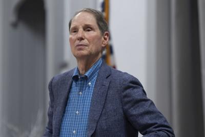 Democrats-Wyden's Role