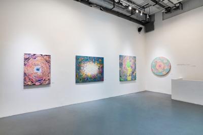Jiang Miao Solo Exhibition Opens in New York: Carved Acrylic Art